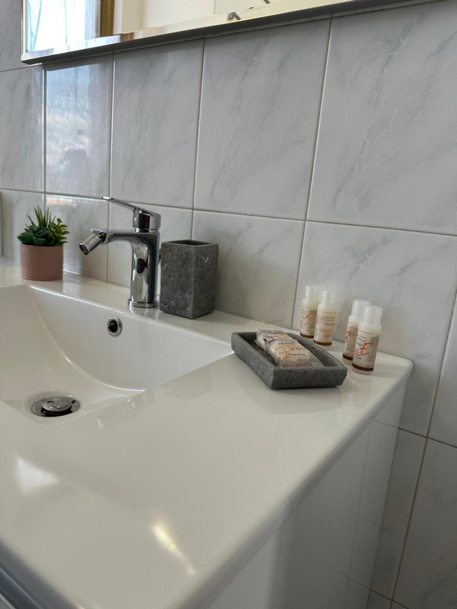 Appartamento Viale Venezia ベルガモ エクステリア 写真